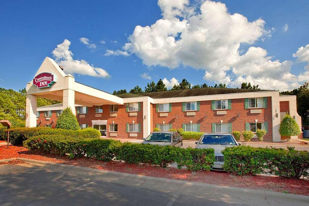 Country Hearth Inn Of Knightdale Экстерьер фото