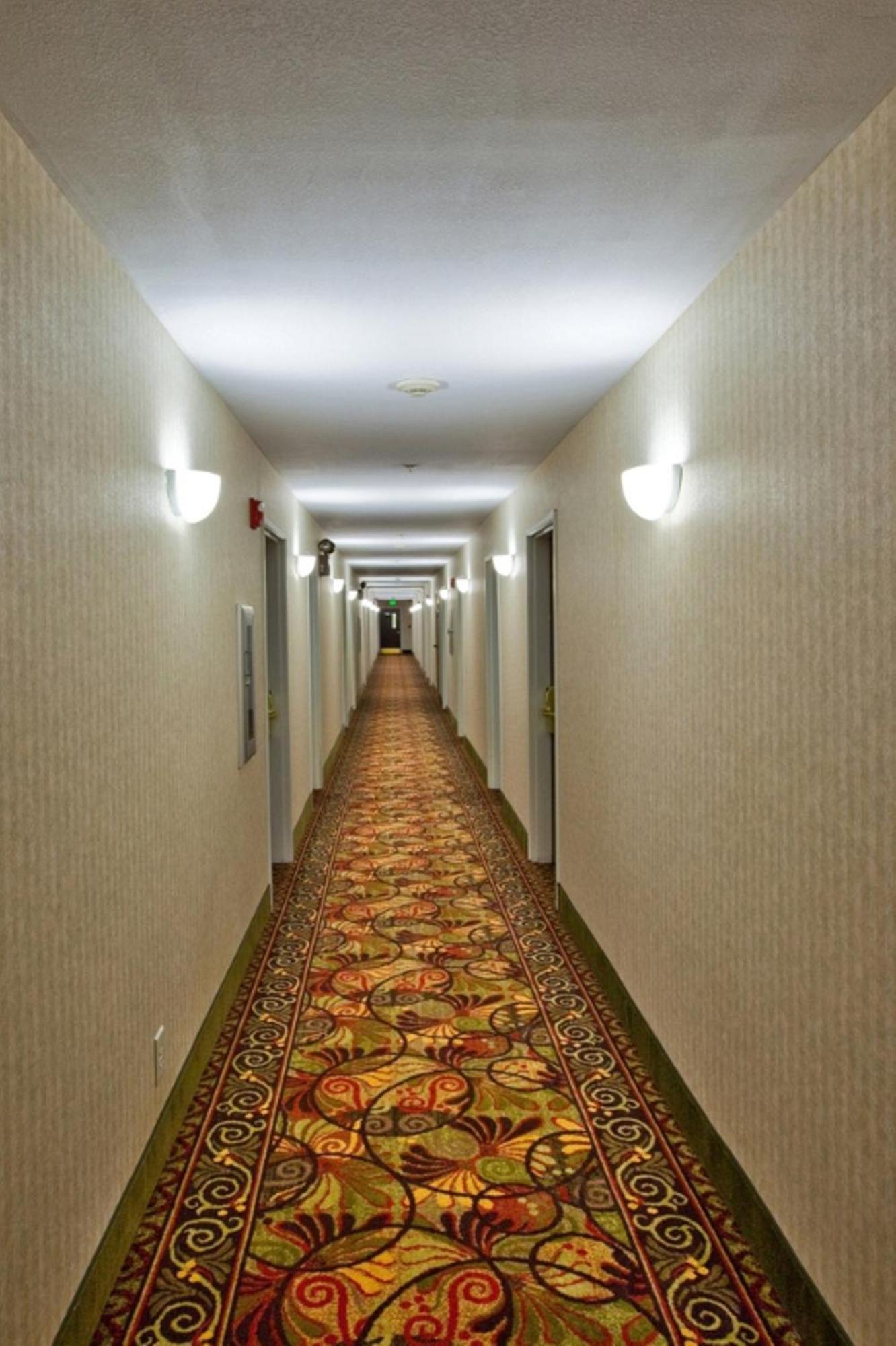 Country Hearth Inn Of Knightdale Экстерьер фото