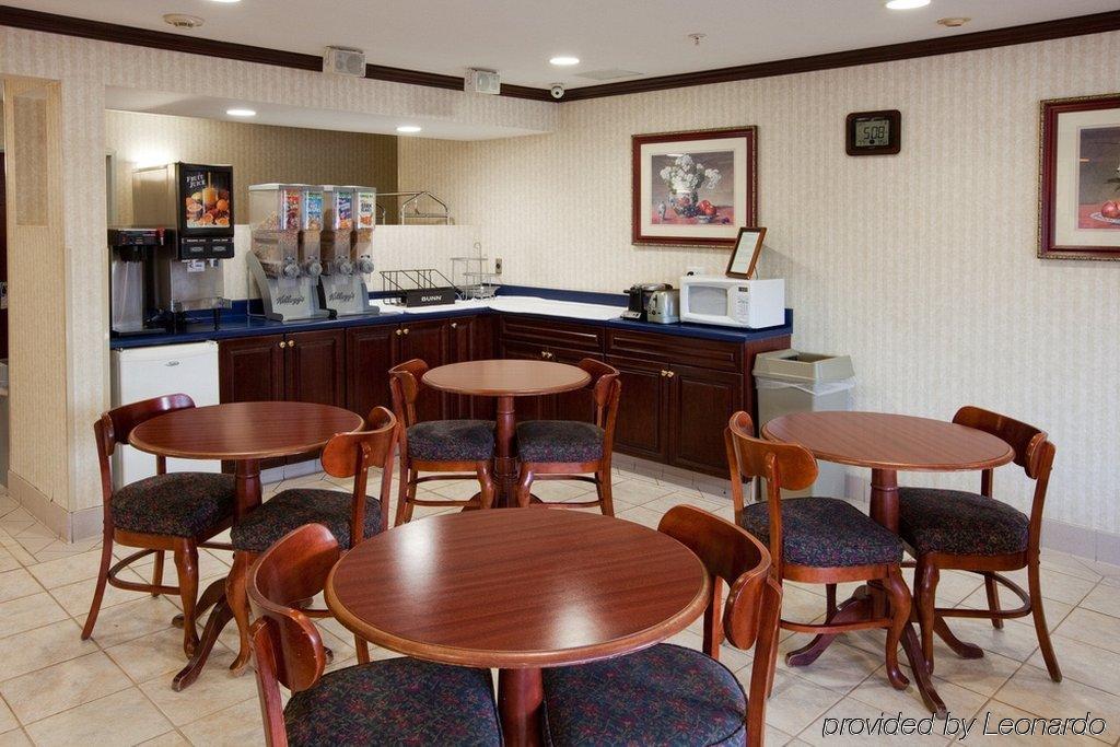 Country Hearth Inn Of Knightdale Ресторан фото