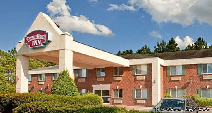 Country Hearth Inn Of Knightdale Экстерьер фото